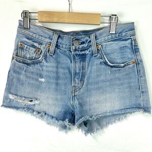 LEVI'S 501 Premium Blue Light Wash Denim Jean Shorts Distressed Raw Hem Women 25